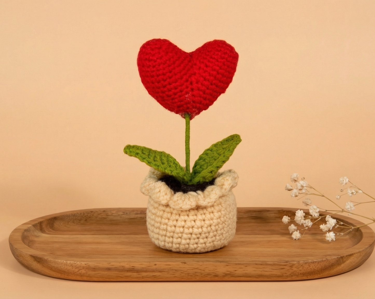 Dekorly Crochet Heart Flower Décor – Handcrafted Yarn Love Pot for Home Decoration & Valentine Gifting (6 Inches Tall)