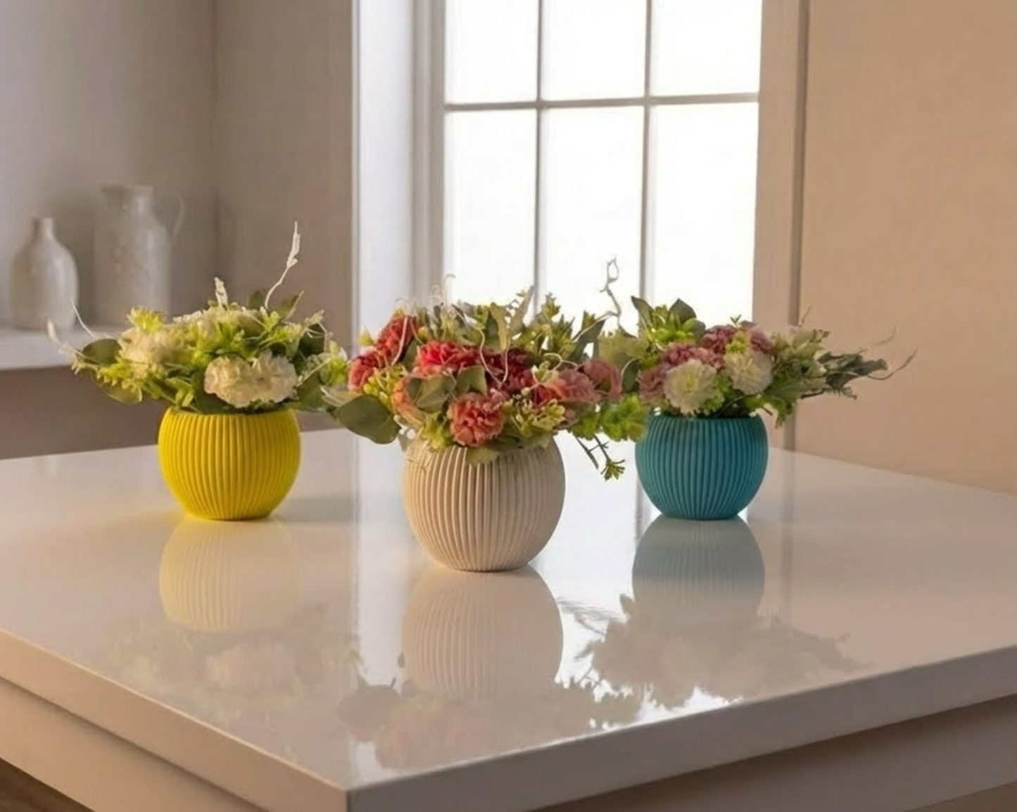 Dekorly Artificial Hydrangea Flowers | Premium Faux Flower Bunch for Home, Office & Table Décor | Realistic Look | 20 cm Height | Free Vase