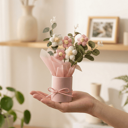 Dekorly Crochet Pink Daisy Bouquet 9 Inch | Handmade Knitted Flower Arrangement with Pot | Cute Artificial Floral Gift for Home Decor Birthday Anniversary Valentine Gift